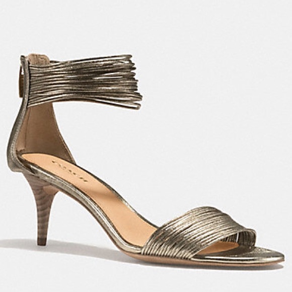 NWT COACH Manya Super Soft Dress Sandals Gold kitten heal size 6.5 metallic - Picture 1 of 11